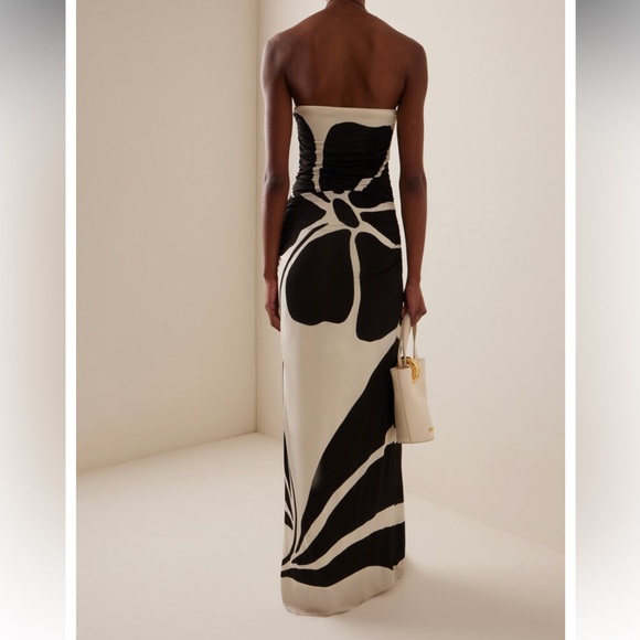 Black and White Maxi Dress NWT - Picture 2 of 6